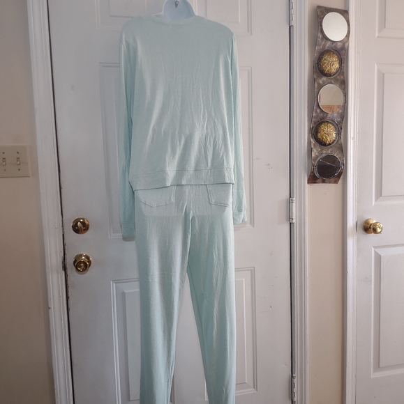 J. Crew Jogger Set. Sizes Top XL Pant L - Picture 11 of 13